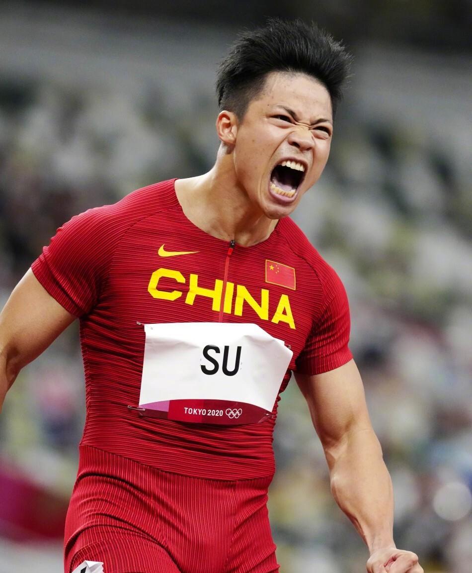 包含田径再创历史，冠军实至名归的词条