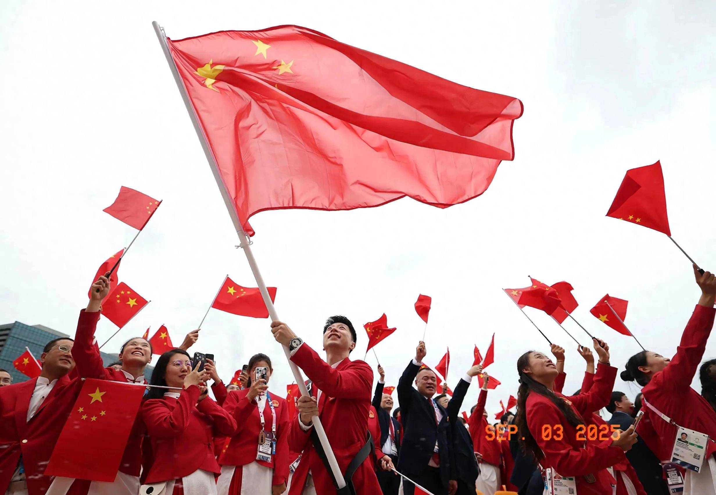 瑞典队逆转英格兰队,马龙高光表现 瑞典队逆转英格兰队,马龙高光表现