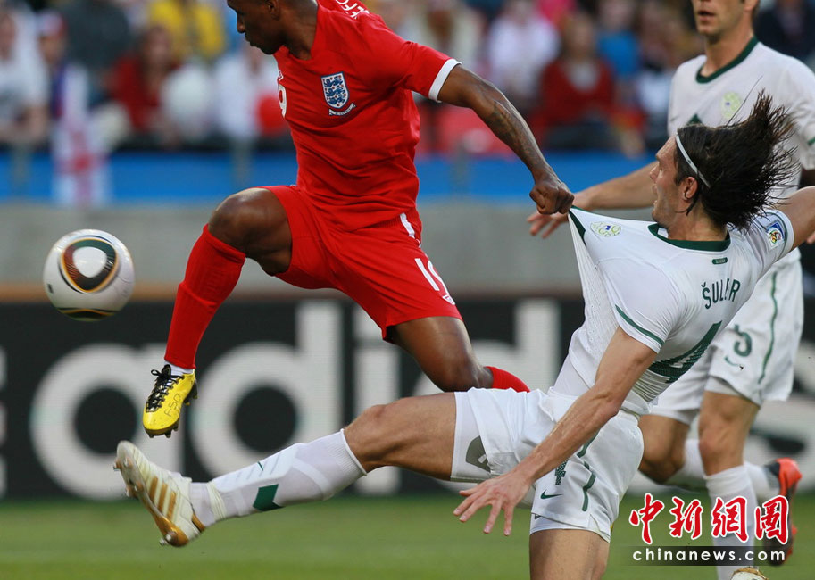 英格兰队险胜韩国队,马龙统治全场 英格兰队险胜韩国队,马龙统治全场