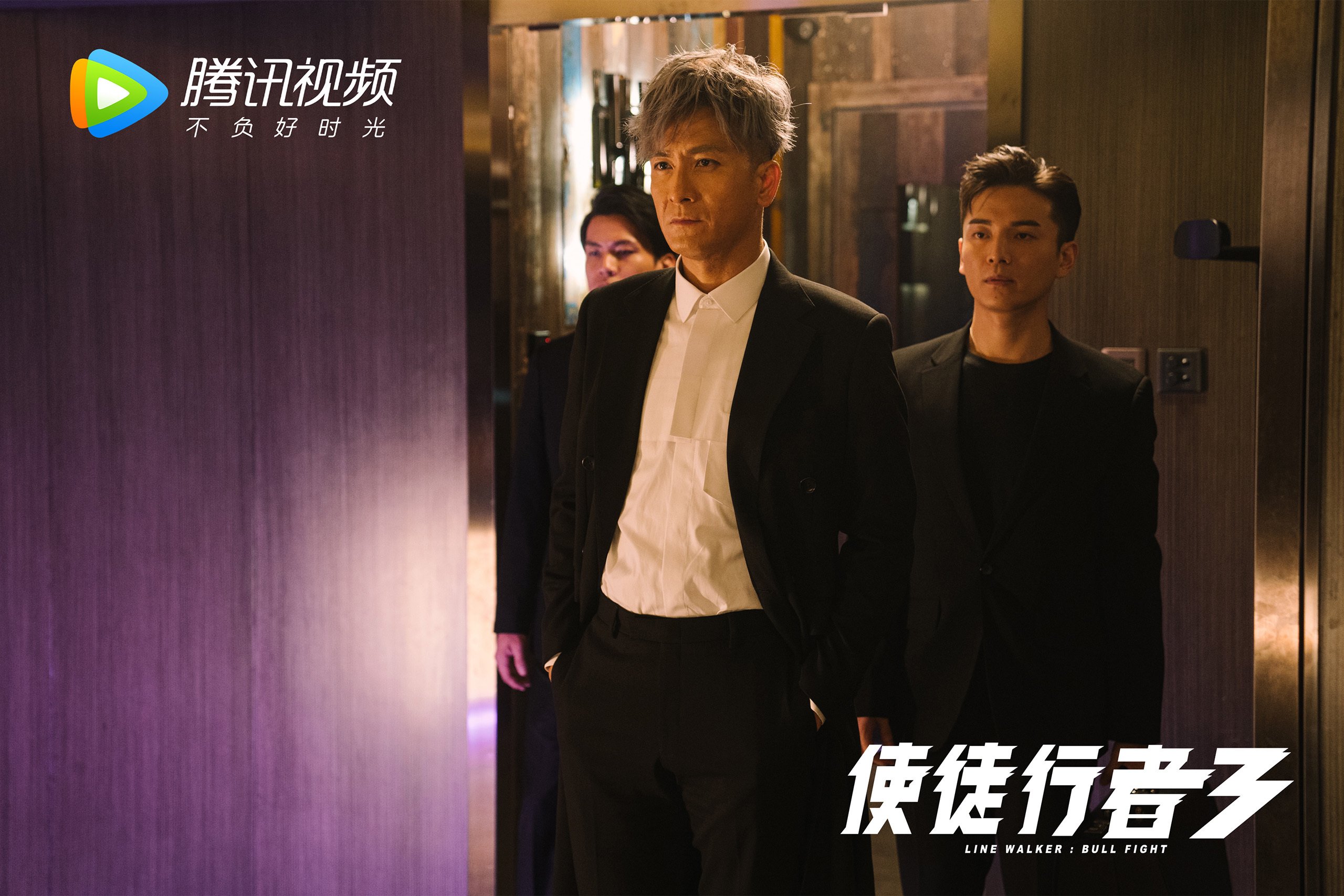 今夜，他是奥兰多的火焰，班凯罗在年度焦点之夜的统治级表演