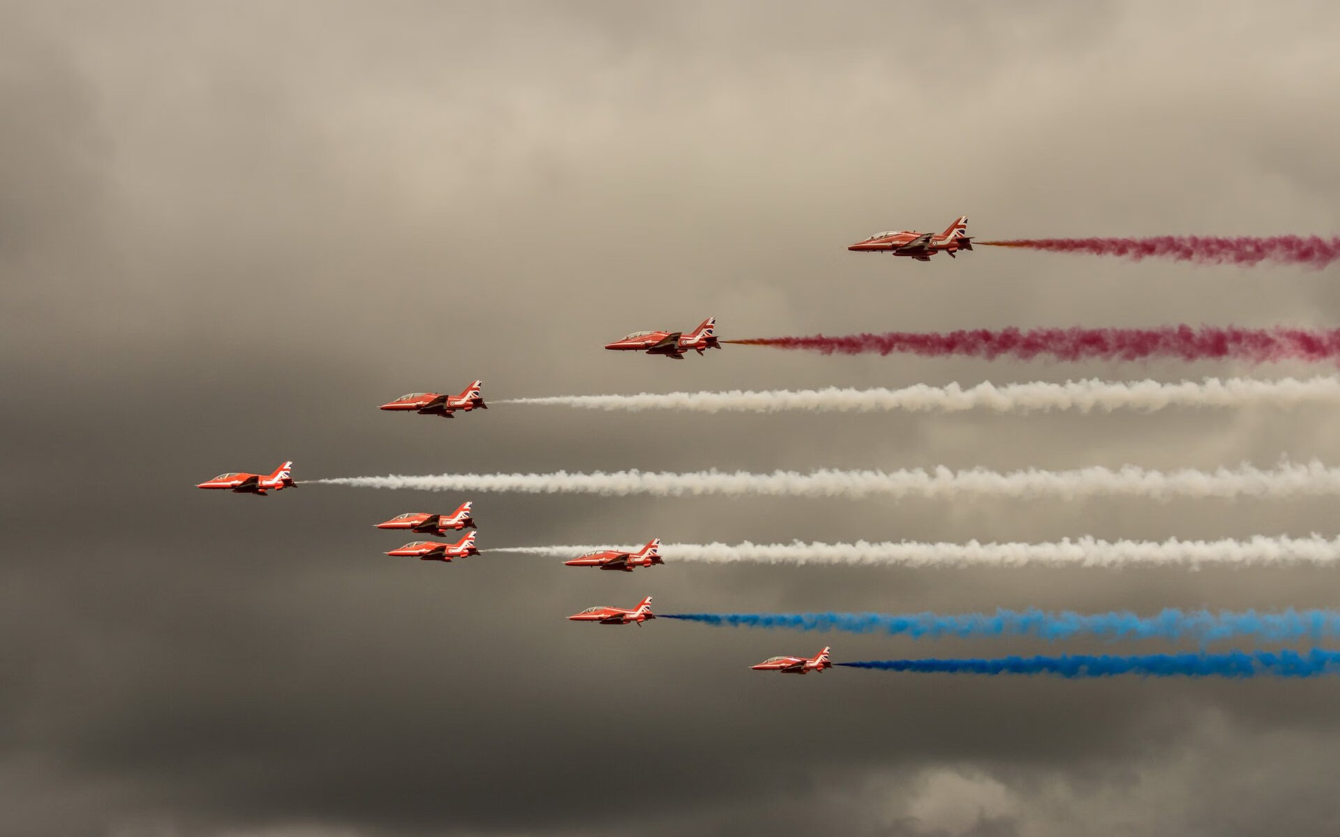 跨越半球的里程碑，金玟哉在曼联对阵新西兰友谊赛中书写亚洲后卫新篇章
