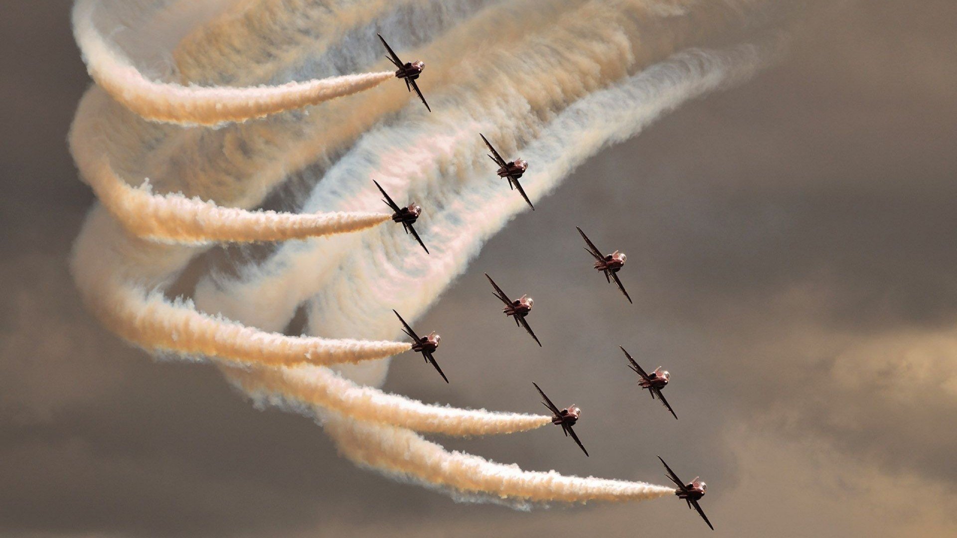 双轨赛道上的临界点，当塔图姆的进站与辽宁队的第三节相遇